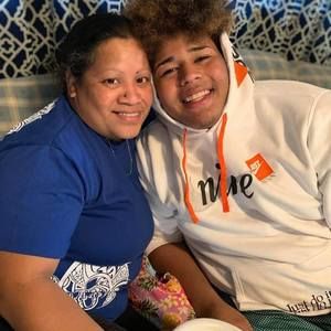 Meet your Posher, Emma bien